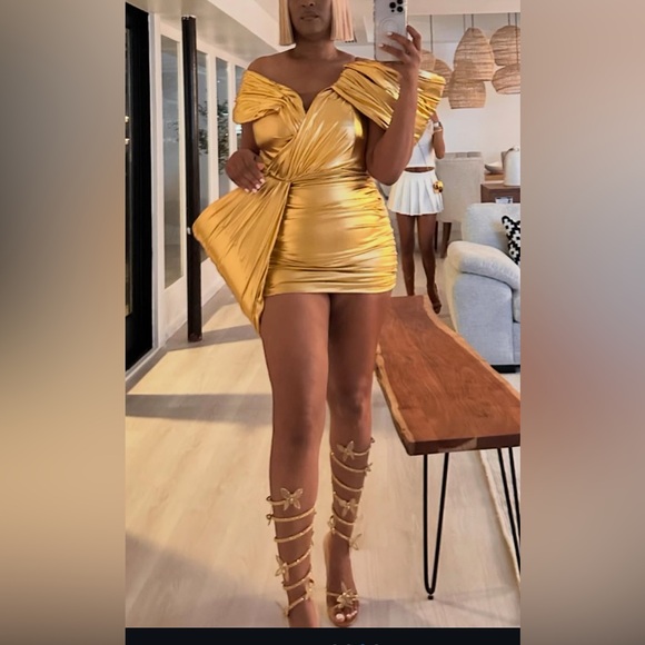 Gold Off-Shoulder Ruched Mini Dress - Picture 2 of 7